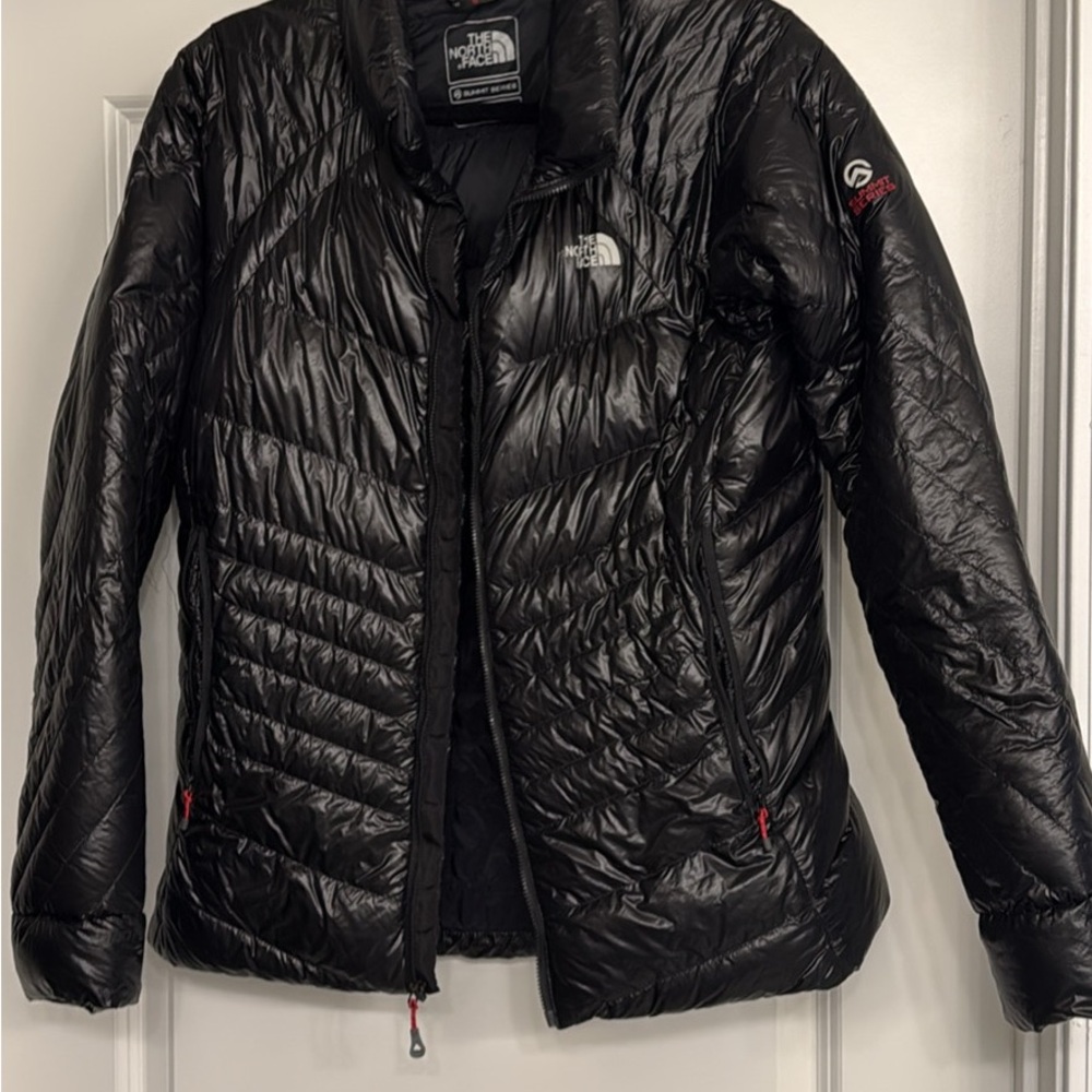 The North Face Women's Shiny Black Puffer Jacket